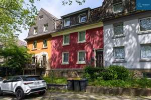 Gepflegtes Reihenmittelhaus mit Einliegerwohnung und Garten in Cronenberg – Die vollständige Adresse der Immobilie erhältst du vom Anbieter., 42349 Cronenberg, Wuppertal – Vorschaubild 2