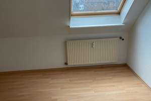 Hübsche 2-Zimmer-Dachgeschoss-Wohnung – Maybachstr. 39, 47809 Oppum, Krefeld – Vorschaubild 4