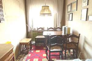 Haus mit 8 Zi. Garage in Tönisvorst, Keller, sep. Wohneinht. mit 4 Badezimmer und 3 Küchen – Die vollständige Adresse der Immobilie erhältst du vom Anbieter., 47918 Tönisvorst – Vorschaubild 9