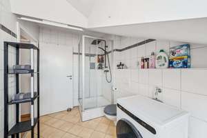 Vermietete 2,5 Zimmer Dachgeschoss Wohnung direkt am Luitpoldpark – 85051 Münchener Straße, Ingolstadt – Vorschaubild 17