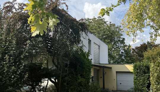 Bild von Einfamilienhaus mit Traumgrundstück, in Toplage von Mainz-Bretzenheim!