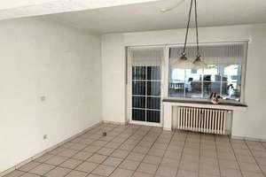 Freistehendes Wohnhaus mit Einliegerwohnung, zwei Garagen, zwei Stellplätzen und sonnigem Grundstück – Die vollständige Adresse der Immobilie erhältst du vom Anbieter., 41334 Nettetal – Vorschaubild 6