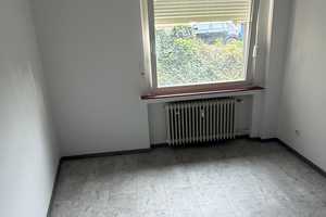 *  2,5 Zimmer Wohnung mit eigenem Garten Nutzung  in Bochum ! – Hattinger Str 743A, 44879 Bochum – Vorschaubild 4