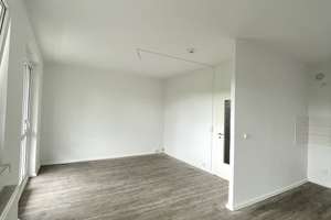 Schöne 4-Zimmer-Wohnung in Jena-Lobeda ab August verfügbar! – Richard-Zimmermann-Str. 1, 7747 Neulobeda, Jena – Vorschaubild 2