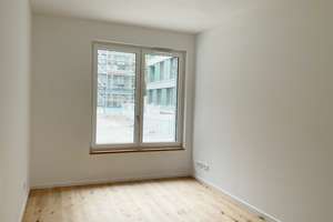 Ruhige Innenhoflage mit Terrasse: 2 Zimmer mit viel Platz zum Einrichten, Tageslichtbad, Abstellraum – Hildesheimer Straße 450, 30519 Wülfel, Hannover – Vorschaubild 10