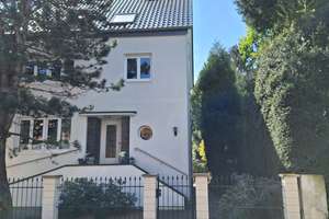 Kernsaniertes Familienhaus mit Energieklasse A+, Parkgrundstück und Süd-West-Terrasse am Eller Forst – Die vollständige Adresse der Immobilie erhältst du vom Anbieter., 40627 Vennhausen, Düsseldorf – Vorschaubild 3