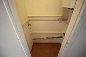 EXKLUSIV PEMPELFORT PARKETT EINBAUKÜCHE BALKON MODERNES WANNENBAD RUHIG + HELL 3. ETAGE/FRANKENSTR. – Frankenstraße 23A, 40476 Derendorf, Düsseldorf – Vorschaubild 14