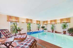 Außergewöhnliches Wohnerlebnis mit Indoor-Pool und exklusivem Ambiente – Die vollständige Adresse der Immobilie erhältst du vom Anbieter., 12559 Müggelheim, Berlin – Vorschaubild 8