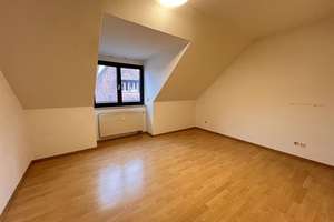 Grüne Lage Nähe Uni-Klinik! Ansprechende, freie 3-Zi.-Maisonette mit 2 Bädern + TG!  – Die vollständige Adresse der Immobilie erhältst du vom Anbieter., 91054 Loewenich, Erlangen – Vorschaubild 11
