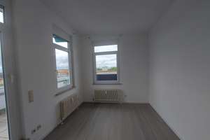 3-Zimmer-Penthouse-Wohnung mit toller Aussicht über die Stadt – Breitertstraße 20, 72764 Reutlingen-Mitte, Reutlingen – Vorschaubild 9