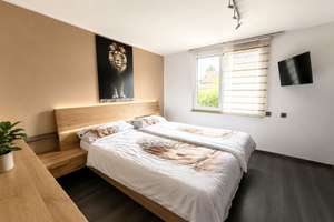Schickes Reihenhaus mit zwei sonnigen Terrassen und Garten in familienfreundlicher Lage – Die vollständige Adresse der Immobilie erhältst du vom Anbieter., 73760 Ostfildern – Vorschaubild 11