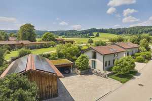 Perfekte Harmonie von Natur, Design und Komfort - Nachhaltige Luxus-Villa mit Hallengebäude – Miesbach (Kreis) – Vorschaubild 16