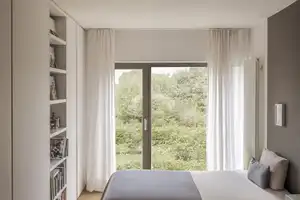 Eleganz in Beton und Holz - Stilvolles Stadthaus mit durchdachtem Interieur – Hamburg – Vorschaubild 14