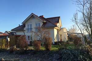 Stadtvilla mit unverbautem Blick - von PRIVAT! – Die vollständige Adresse der Immobilie erhältst du vom Anbieter., 27793 Wildeshausen – Vorschaubild 1