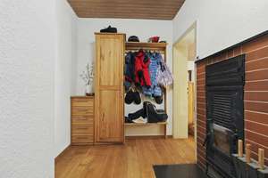 Charmantes Wohnen auf zwei Einheiten – ein Zuhause mit Wintergarten, Kaminofen & zwei Gärten – Die vollständige Adresse der Immobilie erhältst du vom Anbieter., 73066 Uhingen – Vorschaubild 9
