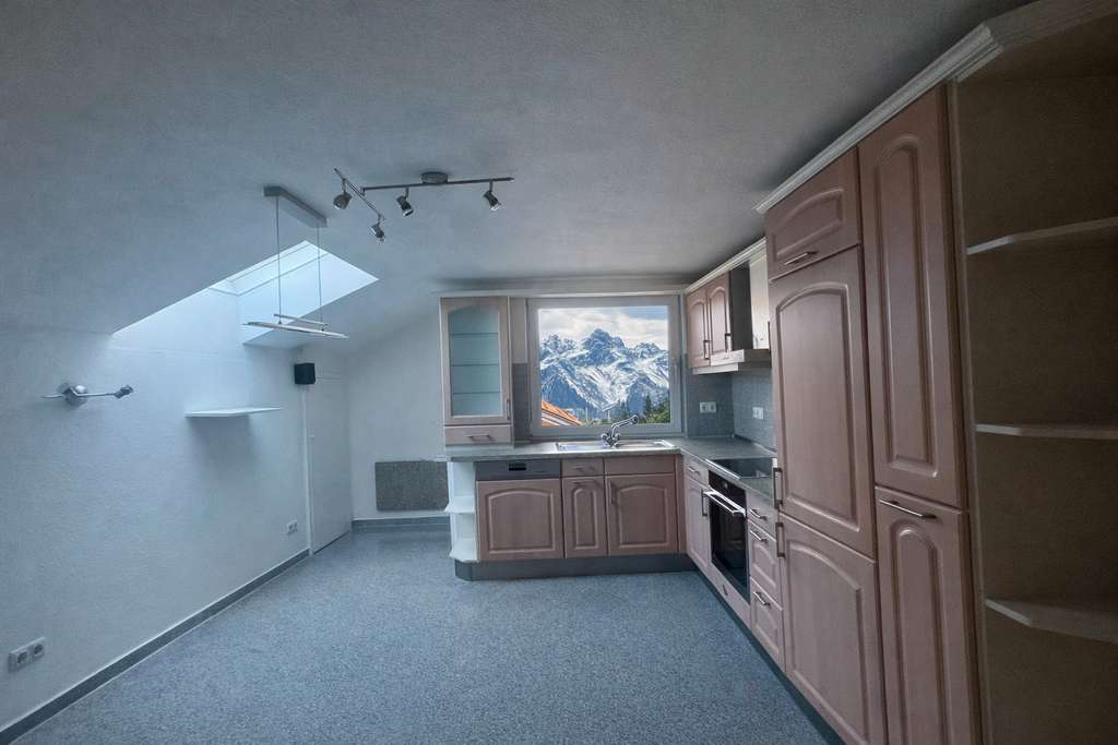 Immobilie in Wallgau - Großzügige Maisonette am Waldrand – nahe Golfplatz Wallgau - Bild 2