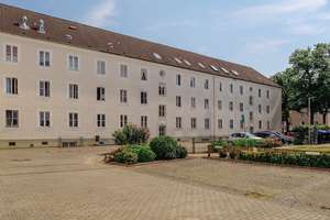 Städtische Wohnung mit Tageslichtbad // 2.OG rechts – Schillerstr. 23, 38440 Stadtmitte (Ortsteil), Wolfsburg – Vorschaubild 3