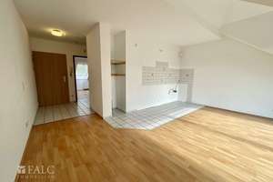 Attraktive 2 Zimmer Wohnung mit Parkplatz und Balkon – Die vollständige Adresse der Immobilie erhältst du vom Anbieter., 66113 Malstatt, Saarbrücken – Vorschaubild 3