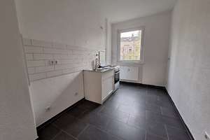 renovierte und gut geschnittene 2-Zimmerwohnung, Berlin-Spandau, Balkon – Schönwalder Straße 105a, 13585 Spandau (Ortsteil), Berlin – Vorschaubild 4