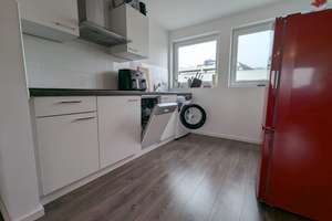 Moderne 2-Zimmer-DG-Wohnung mit sonnigem Balkon – Die vollständige Adresse der Immobilie erhältst du vom Anbieter., 75177 Nordstadt, Pforzheim – Vorschaubild 3
