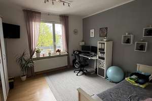 Helle 3-Zimmer-Wohnung in Untertürkheim mit Wohlfühlcharakter – Hindelangerstraße -, 70327 Untertürkheim (Ortsteil), Stuttgart – Vorschaubild 3