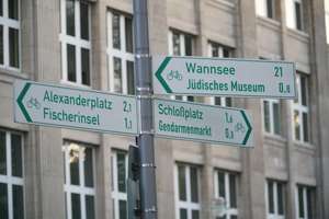 Zentrale City-Wohnung mit Komfort & Kapitalpotenzial–4 Zimmer,2 Loggien, Concierge,Panoramablick,Top – Die vollständige Adresse der Immobilie erhältst du vom Anbieter., 10117 Mitte (Ortsteil), Berlin – Vorschaubild 30