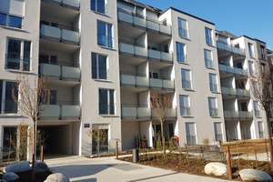 SCHWANTHALERHÖHE - Exklusive 2-Zimmer-Whg * Süd-Balkon * EBK *