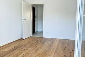 Helle, komplett sanierte 1-Zimmer-Wohnung mit Balkon in Fürther Toplage – Erstbezug nach Sanierung – Die vollständige Adresse der Immobilie erhältst du vom Anbieter., 90763 Nördliche Südstadt, Fürth – Vorschaubild 3
