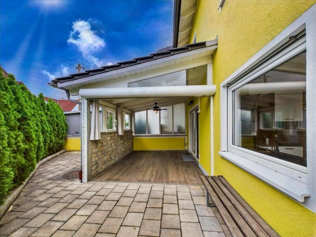 Immobilie in Mammendorf - Angebot des Monats: Durchdachtes Eckhaus für Lebensqualität und wenig Arbeit, einzugsfertig - Bild 0