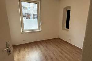 SUMMER IN THE CITY möblierte 3-Zi.-Wohnung, Stuttgart-Süd, Marienplatz, furnished 3-Room Apartment – Böheimstraße 24, 70178 Karlshöhe, Stuttgart – Vorschaubild 10