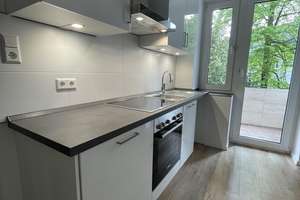 Innenstadt Ost am Westfalenpark: 3,5-Zi.-Wohnung mit Südwestbalkon und Küche! – 44141 Westfalendamm, Dortmund – Vorschaubild 7