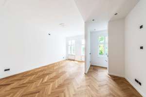 Provisionsfrei: hochwertig sanierte  2-Zimmer-Altbauwohnung zwischen Tierpark und der Wuhlheide – Die vollständige Adresse der Immobilie erhältst du vom Anbieter., 10318 Karlshorst, Berlin – Vorschaubild 3