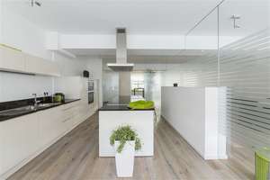 Exklusives Penthouse mit hochwertiger Einbauküche und Dachterrasse in direkter Innenstadtlage. – 54290 Mitte/Gartenfeld, Trier – Vorschaubild 8