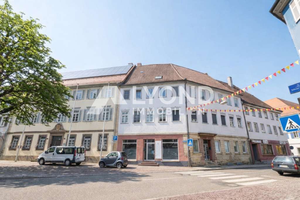 Immobilie in Sulz am Neckar - Einzigartige Altbauwohnung mit Charakter, Holzbalken und Terrasse in Sulz am Neckar - Bild 0
