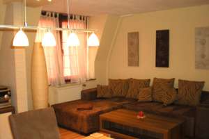 Traumhafte und vollmöblierte Maisonettewohnung in Nürnberg-Gostenhof – Obere Seitenstraße 13, 90429 Gostenhof, Nürnberg – Vorschaubild 1