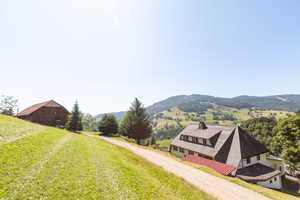 Schwarzwaldhaus mit Scheune in traumhafter Lage – Graben 7, 79695 Lörrach (Kreis) – Vorschaubild 3