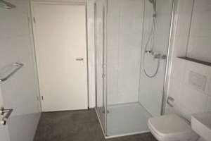 TRAUMWOHNUNG MIT NIGELNAGELNEUER EINBAUKÜCHE!!! Helle 2-Zimmer-Wohnung mit Balkon und Aufzug – Friedrich-Janssen Straße 3, 49076 Westerberg, Osnabrück – Vorschaubild 7
