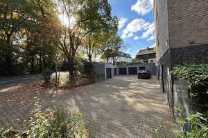 Property thumbnail 12