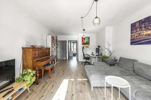 Stilvolle Maisonette mit zwei Balkonen & Stellplatz im Mauritiusviertel – Die vollständige Adresse der Immobilie erhältst du vom Anbieter., 50674 Neustadt/Süd, Köln – Vorschaubild 3