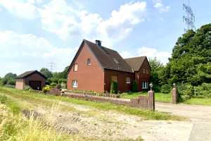 Werne-Horst: ländlich gelegenes Anwesen mit Garagen auf ca. 2.600 m² Grundstück – Unna (Kreis) – Vorschaubild 2