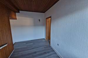 Großzügige 4-Zimmer-Wohnung in zentraler Lage von Ründeroth mit großer Terrasse – Die vollständige Adresse der Immobilie erhältst du vom Anbieter., 51766 Engelskirchen – Vorschaubild 7