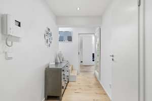 Stilvolle Designerwohnung mit Luxusausstattung: Ihr neues Zuhause in Traumlage von München-Solln! – Die vollständige Adresse der Immobilie erhältst du vom Anbieter., 81479 Solln, München – Vorschaubild 16