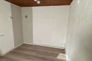 Freistehendes Einfamilienhaus - Garage, großem Garten, 8 Zimmer – Ringstraße 28, 67808 Stahlberg – Vorschaubild 6