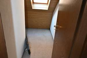 Gepflegte Dachgeschosswohnung mit kleiner Terrasse in Saarbrücken - Metzerstrasse – 66117 Alt-Saarbrücken, Saarbrücken – Vorschaubild 7