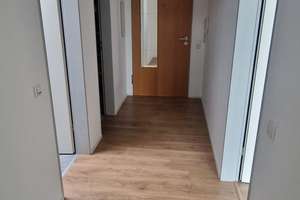 Lebendiger Stadtmittelpunkt: 2,5-Zimmer-Wohnung mit Balkon in Darmstadt – Die vollständige Adresse der Immobilie erhältst du vom Anbieter., 64283 Mitte, Darmstadt – Vorschaubild 2