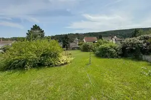 Viel Grün in Bad Dürkheim-Seebach - Einfamilienhaus mit Einliegerwohnung und tollem Grundstück – Bad Dürkheim (Kreis) – Vorschaubild 1