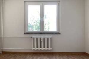 Lichtdurchflutete 2-Zimmer Wohnung mit Balkon in Baumheide – Schlehenweg 4, 33609 Heepen, Bielefeld – Vorschaubild 3