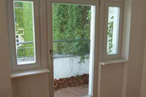 SEHR HELLE CHARMANTE 1 BIS 1,5 ZIM. MIT OFFENER EBK, ABGEZOGENE DIELEN UND BALKON IN RUHIGLAGE – Die vollständige Adresse der Immobilie erhältst du vom Anbieter., 10553 Moabit, Berlin – Vorschaubild 7