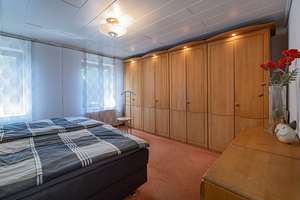 Wohnen mit Stil, Komfort und Gartenidylle – Ihr Zweifamilienhaus in begehrter Lage von KR-Uerdingen! – Die vollständige Adresse der Immobilie erhältst du vom Anbieter., 47829 Uerdingen, Krefeld – Vorschaubild 20