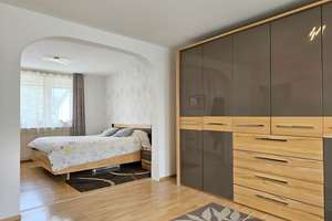 Alsdorf: Umfassend modernisiertes und großzügiges 7-Zimmer-Familiendomizil mit großem Garten – Die vollständige Adresse der Immobilie erhältst du vom Anbieter., 52477 Alsdorf – Vorschaubild 6